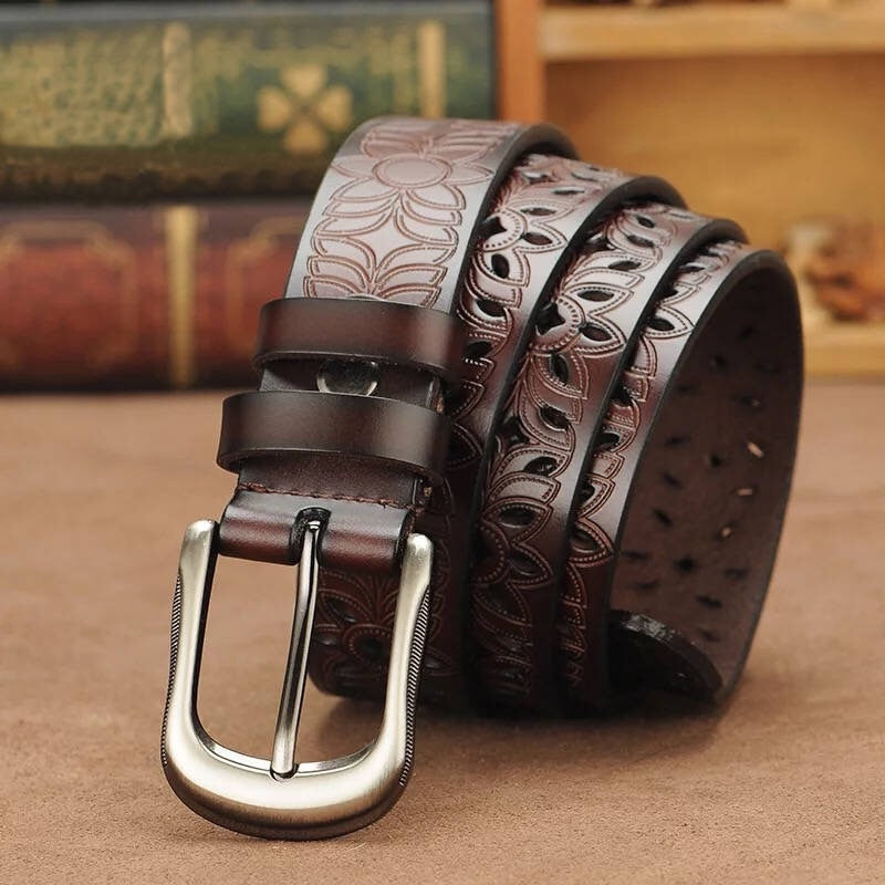 Cow genuine leather belt for women cow with Vintage pin buckle. Beautiful and nowhere to be found.